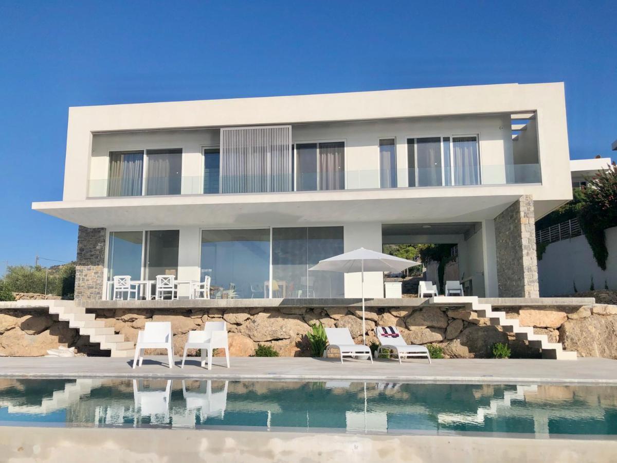 Kuro Beach House - Oceanfront Luxury & 25M Pool Achlia Экстерьер фото